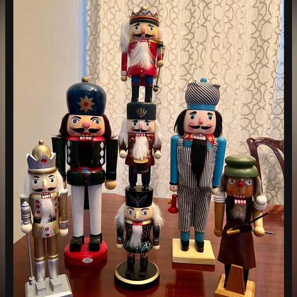 Nutcracker Train Conductor & Fireman Wood Vtg 80-90’s (see more Nutcrackers) - Picture 4 of 7